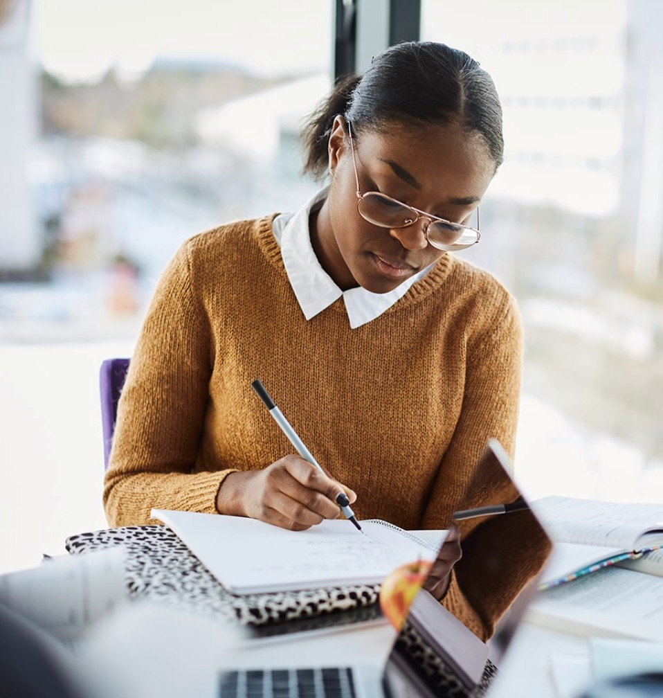 Female student focus on her studies